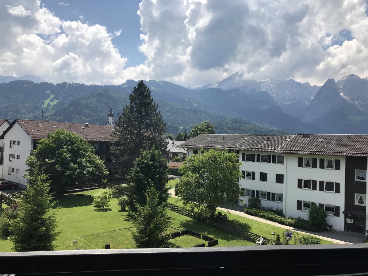 Panoramic Mountain Apartment Garmisch-Partenkirchen Exterior foto